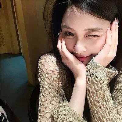 三个蓝月亮